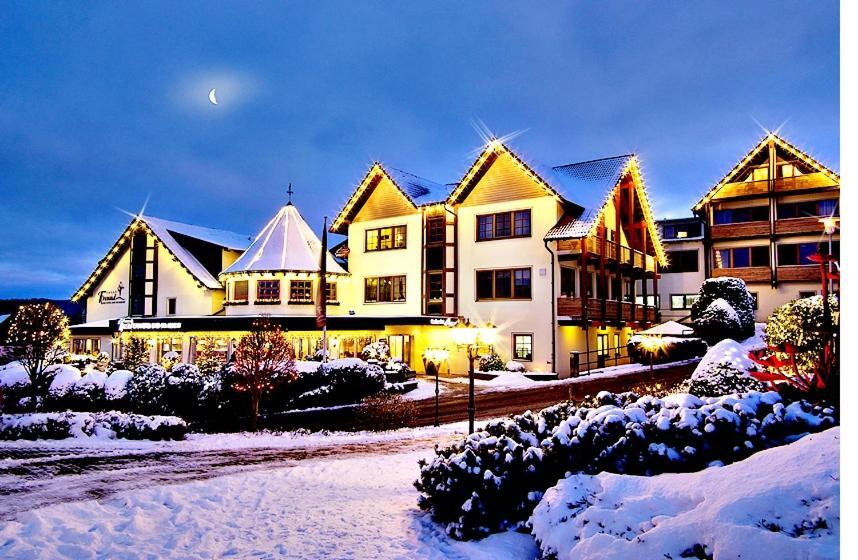 Hotel Freund Oberorke Exterior foto